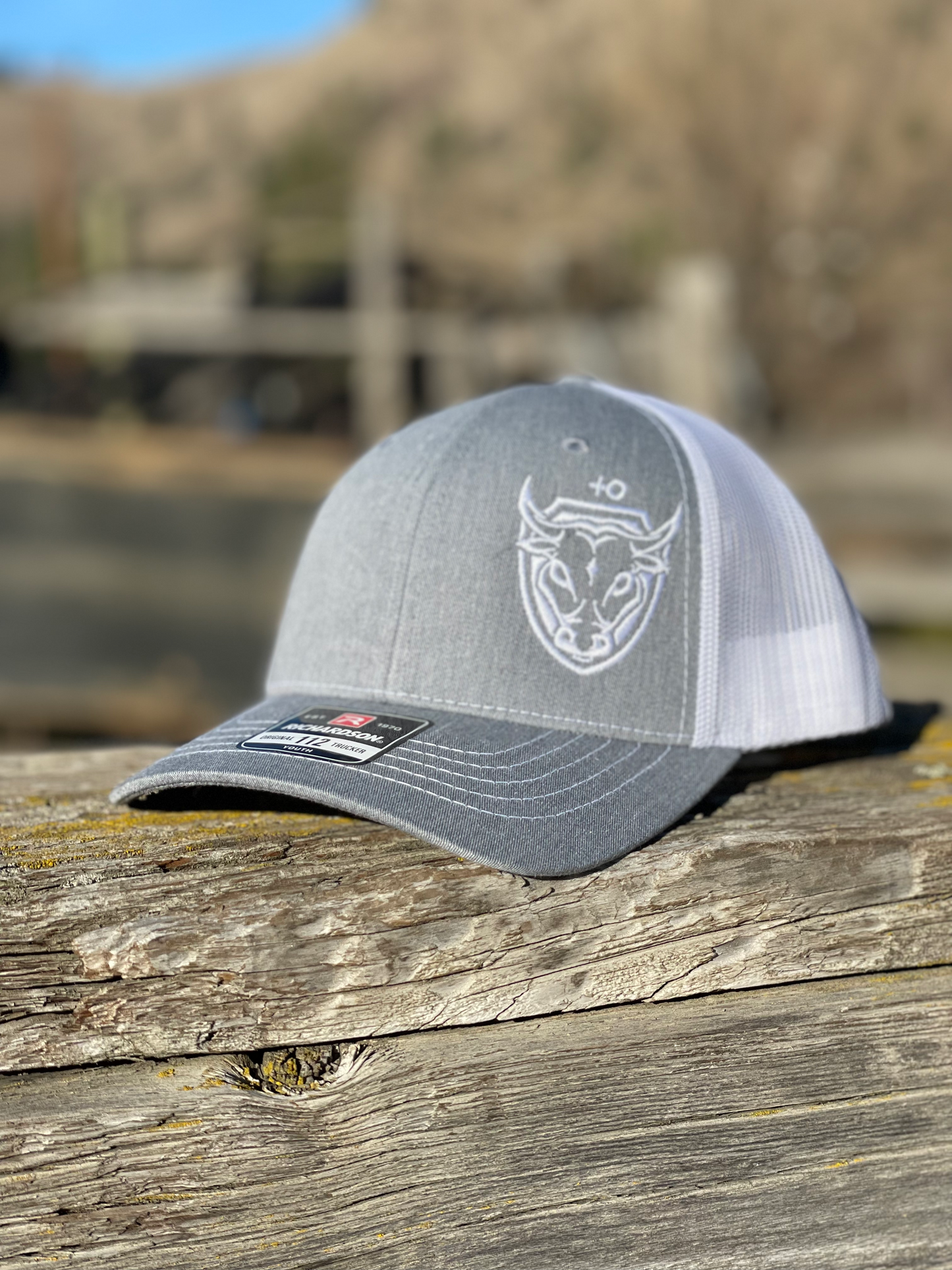 Cross O Hat - Richardson 112